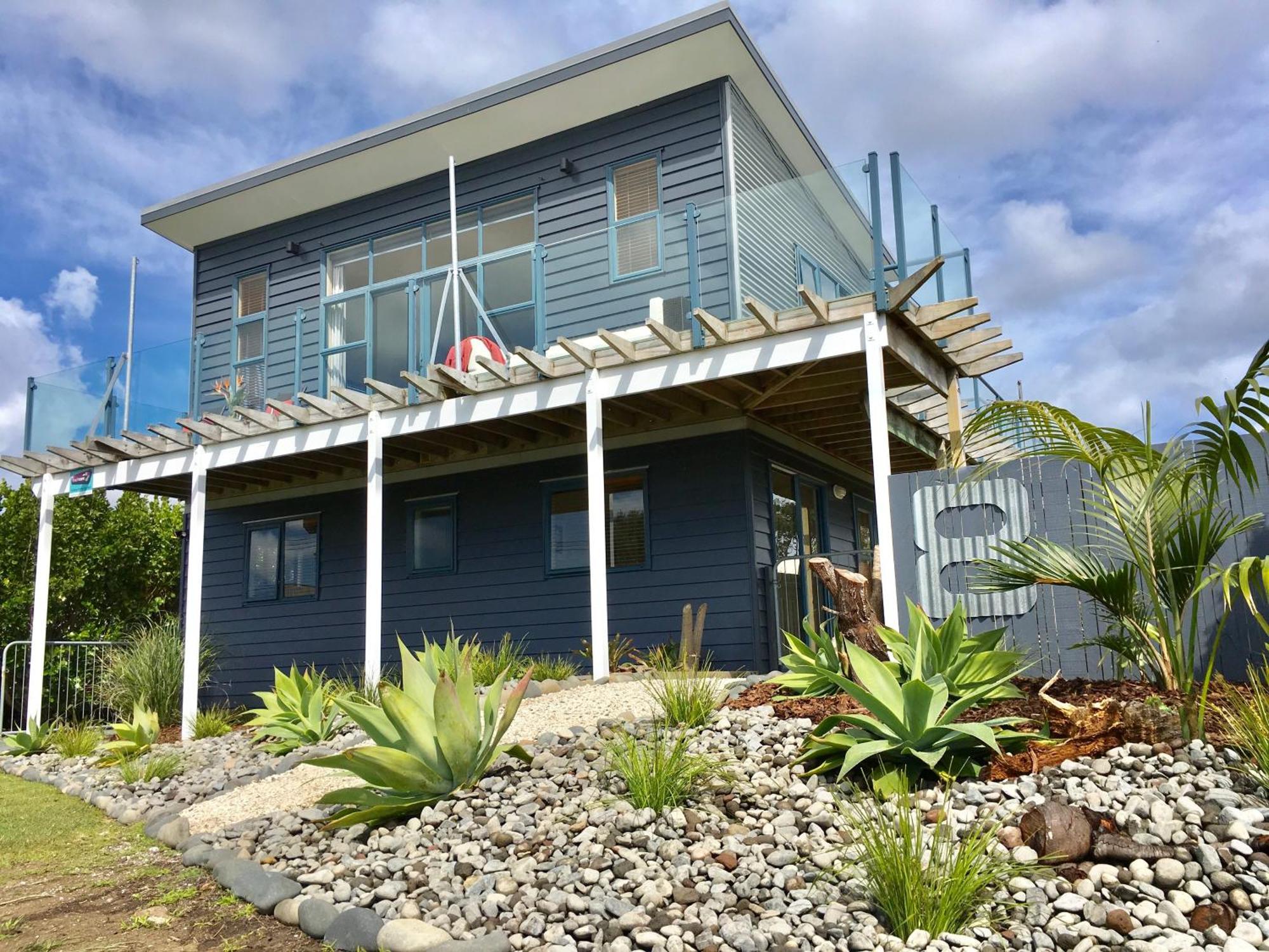 Oceans 8 - Mangawhai Heads Holiday Home エクステリア 写真